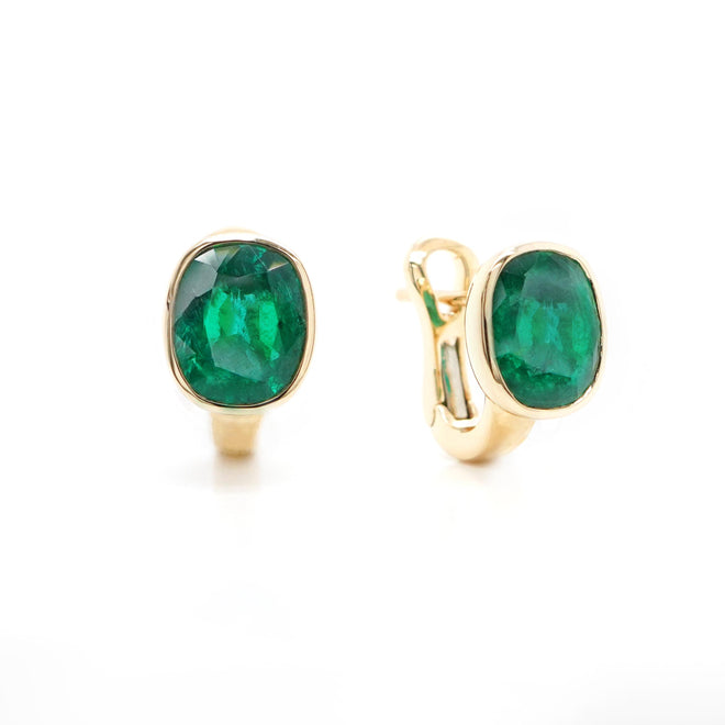 ee-25015-2.25  2.51 cts Minor Oil Cushion Emerald Studs