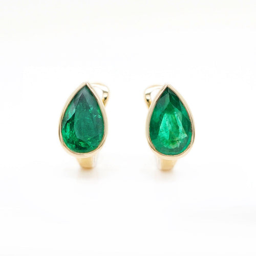 ee-25016-1.42  1.61 cts Minor Oil Pear Shape Emerald Studs