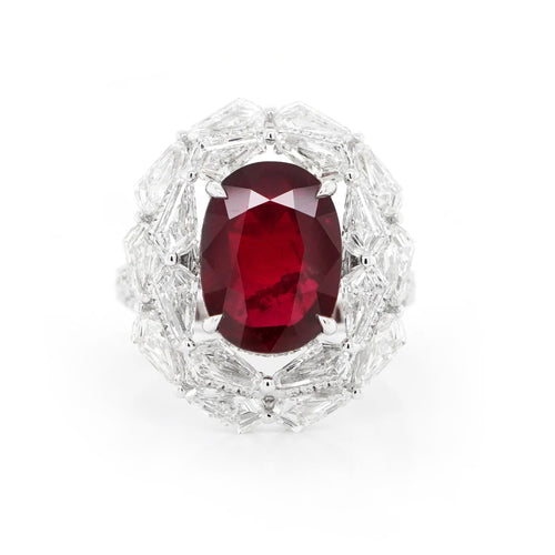 5.09 cts Ruby with Kite Diamond Ring (ENQUIRE)