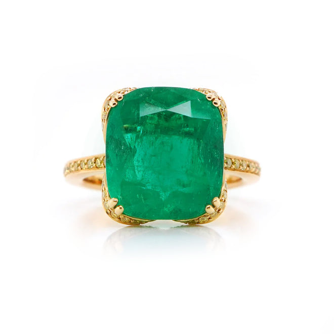 6.78 cts Minor Oil Colombian Emerald Ring