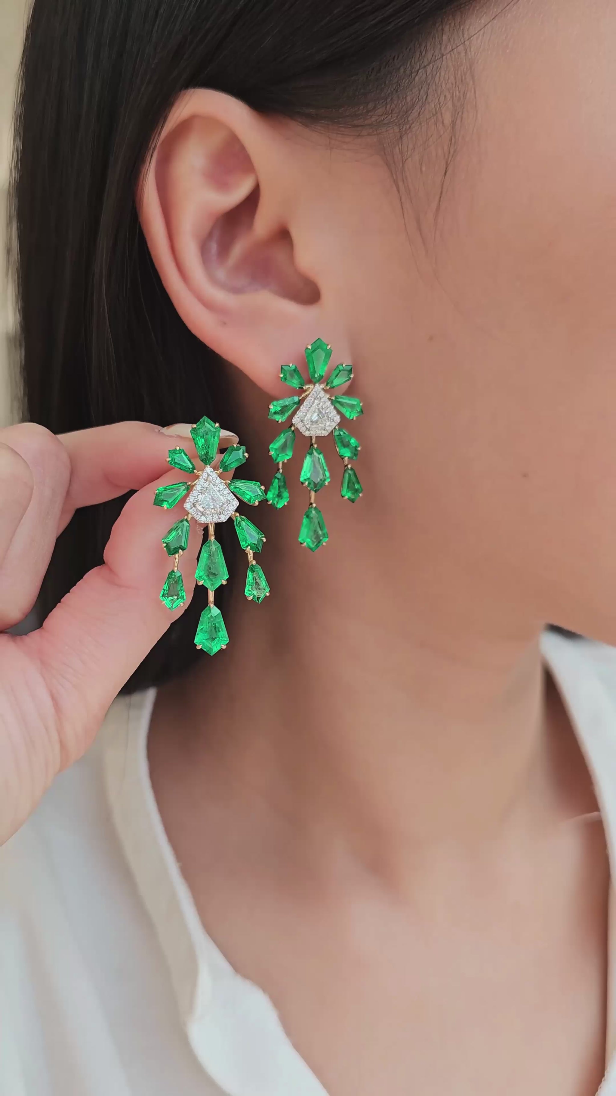 8.83 cts Emerald with Diamond Earrings