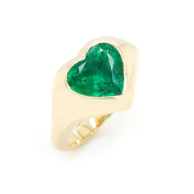 3.368 cts Minor Oil Colombian Heart Shape Emerald Ring