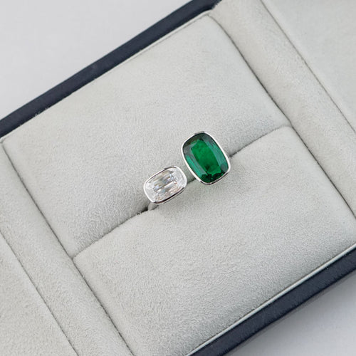 re-25033-2.617  0.90 cts Minor Oil Cushion Emerald with Diamond Ring