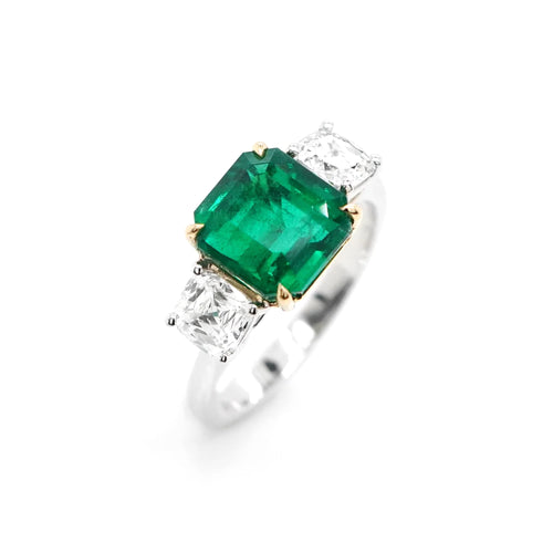 3.17 cts Octagon Emerald with Diamond Ring